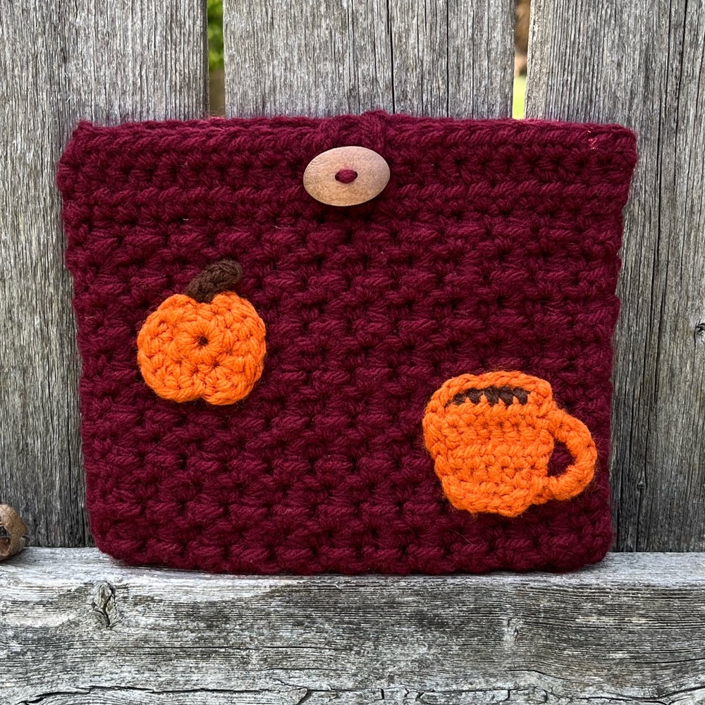Handmade Pumpkin Spice Burgundy Crochet Bag‎